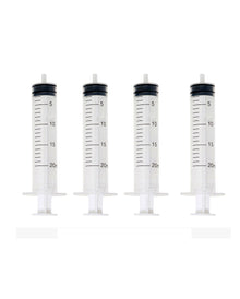 4 Spritzen-Kanülen als Kostümaccessoire