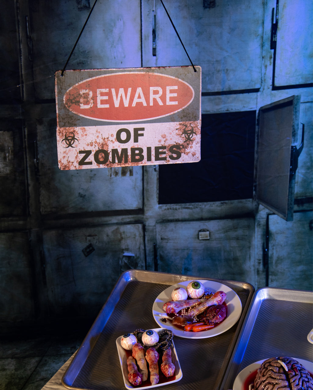 "Beware of Zombies" Hinweisschild 29cm