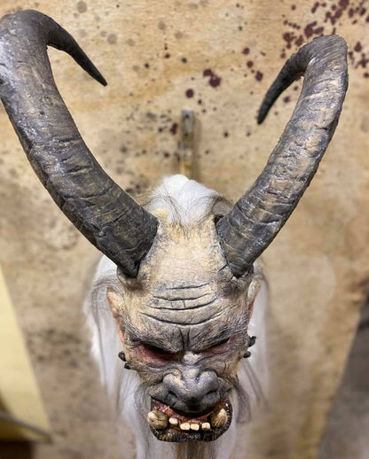 Blizzard Schnee Krampus Maske