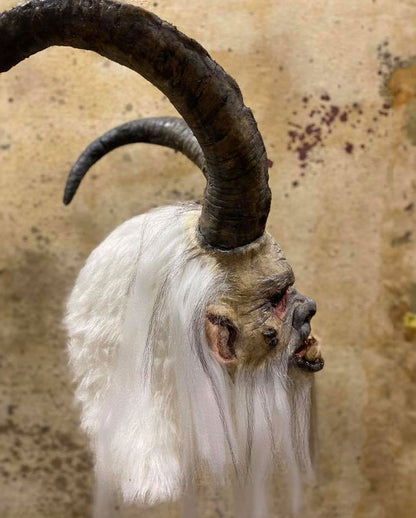 Blizzard Schnee Krampus Maske