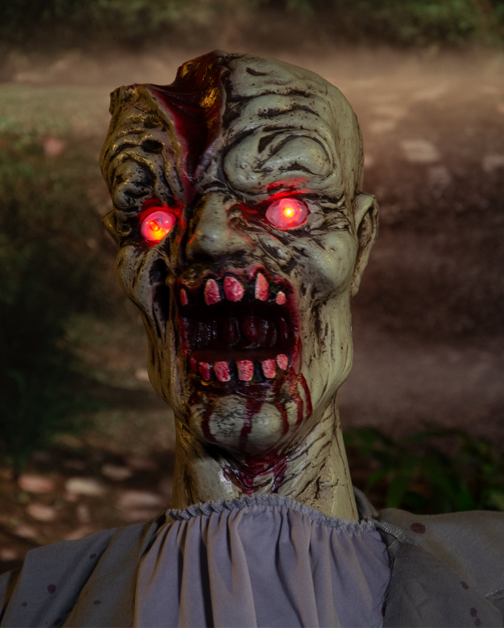 Blutüberströmter Zombie Torso mit Bewegung, Licht & Ton 80cm