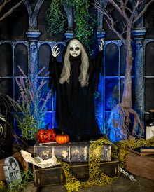 Gebrochene Gothic Puppe Hängefigur 50cm