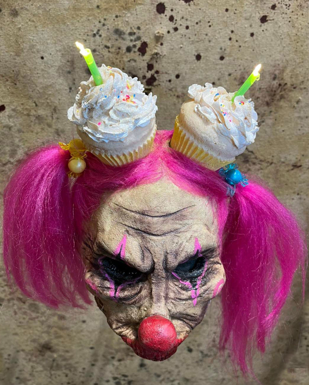 Cupcake Karen Maske mit Haaren