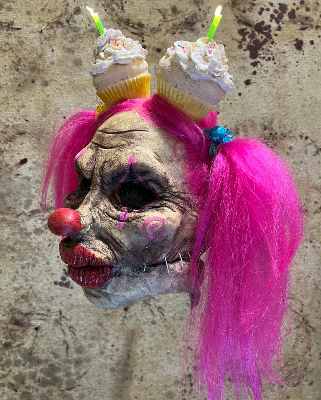 Cupcake Karen Maske mit Haaren