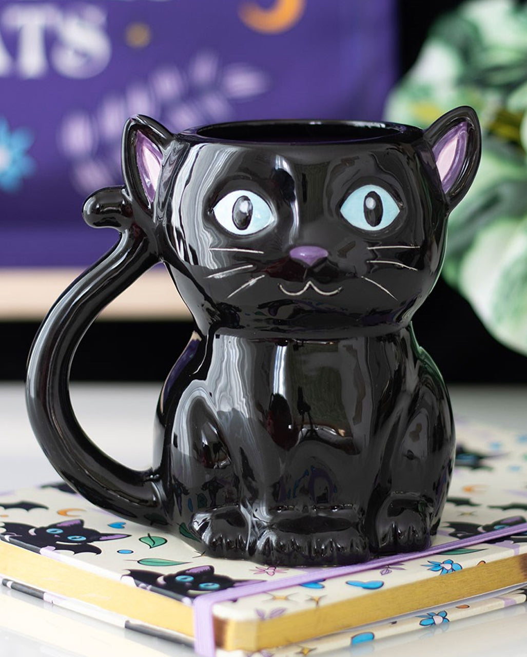 „Cute & Creepy“ Black Cat Lieblingstasse