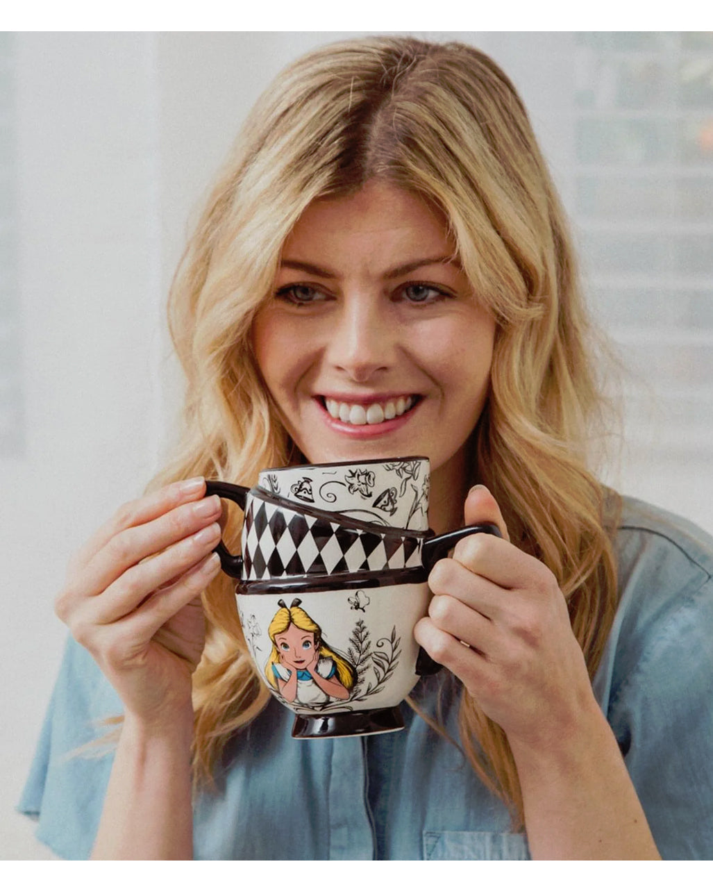 Disney Alice im Wunderland gestapelte Teetasse