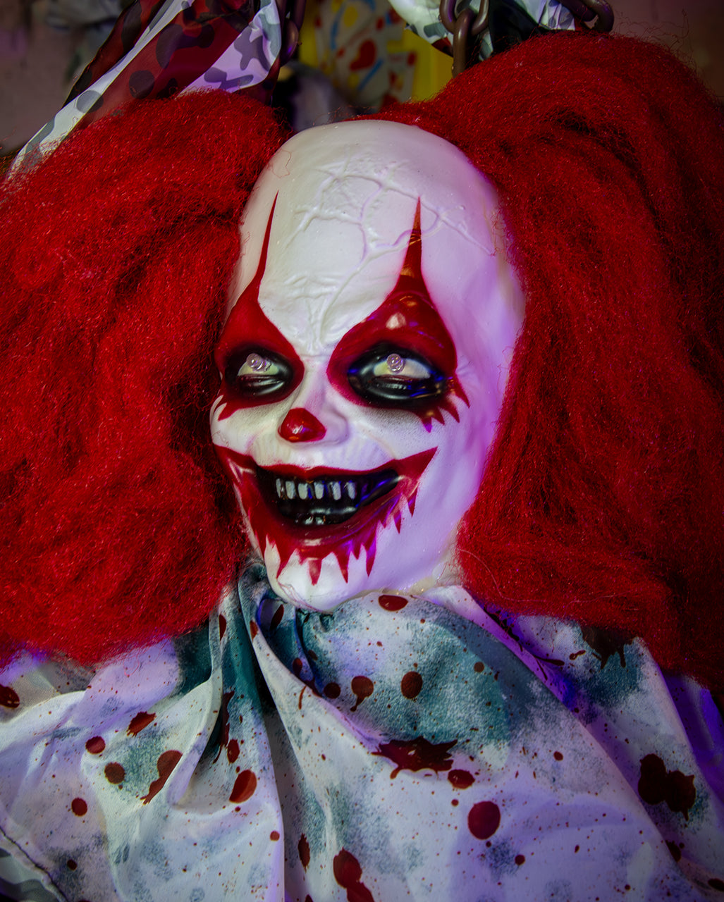 Freaky Horror Clown With Shaking Effect, Light & Sound 155cm