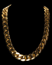 Goldglänzende Proll Panzerkette