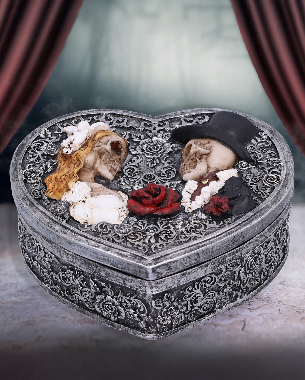 Gothic Box mit Skelett Brautpaar 13,5cm