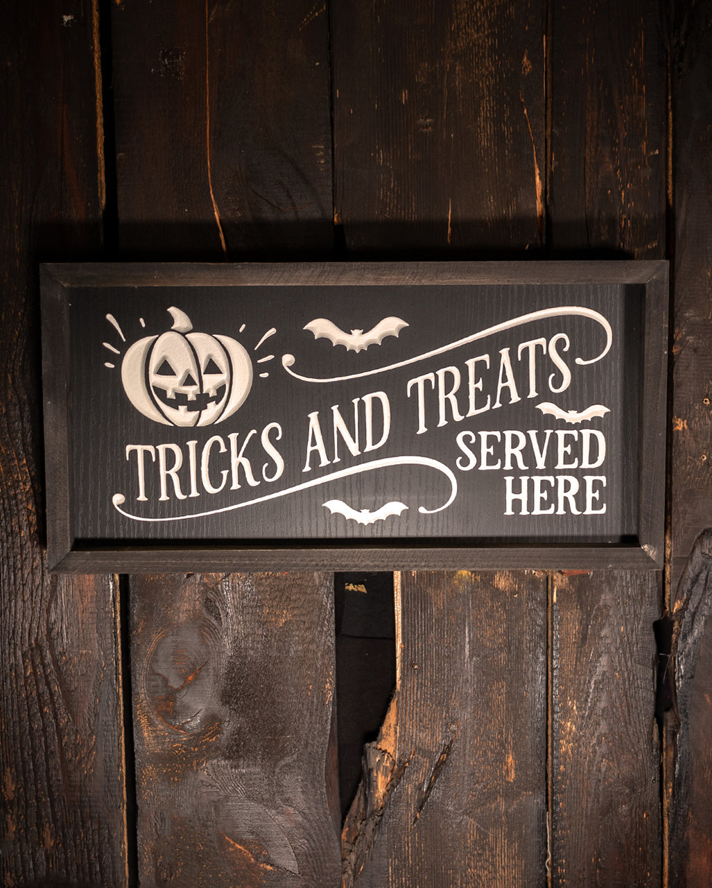 Halloween Mural "Tricks And Treats Served Here" 41cm