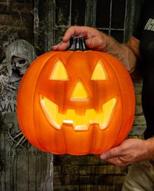 Freundlicher Halloween Kürbis mit LED Licht 32cm