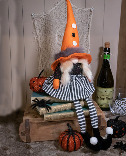 Large Witch Gnome Woman As Edge Stool 55cm