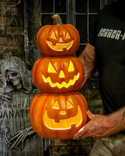Großer Halloween Kürbis Turm mit Beleuchtung 50cm