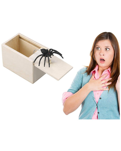 Überraschungsbox mit gruseliger Spinne