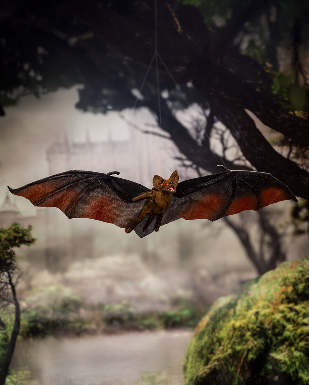 Braune Fledermaus zum Aufhängen 54cm