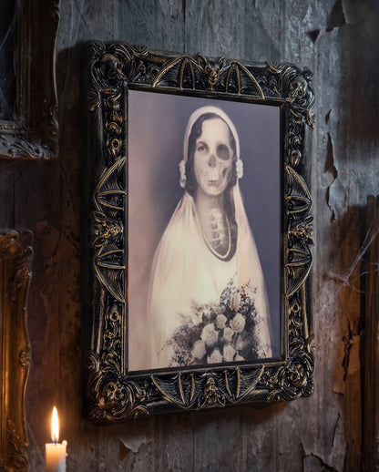 Hazel The Bloody Bride Lenticular Portrait 50x39cm