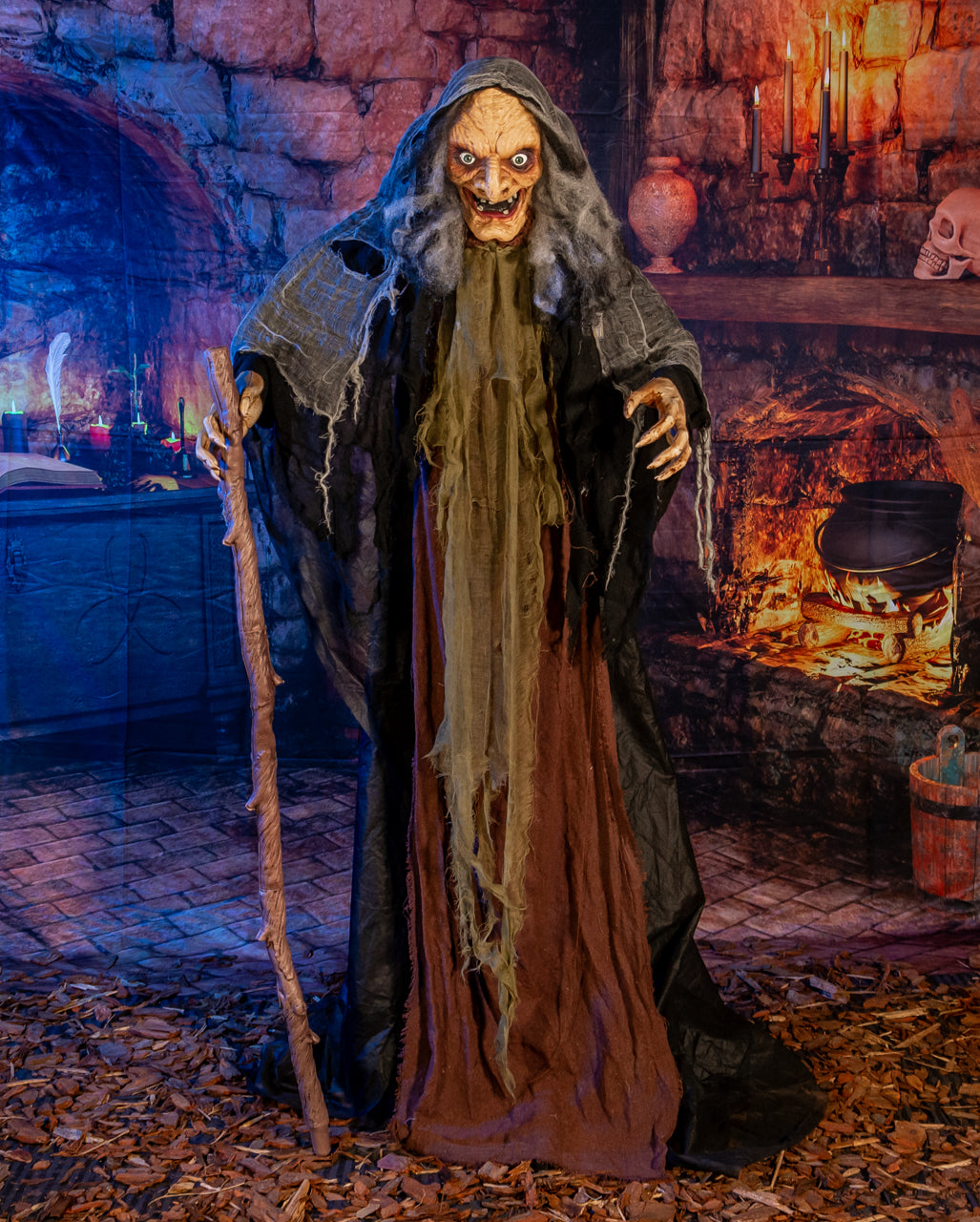 Halloween Animatronic Hexe Nahara 163cm