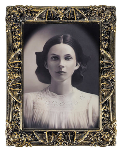 Horrific Aunt Demonica Hologram Portrait 50x39cm