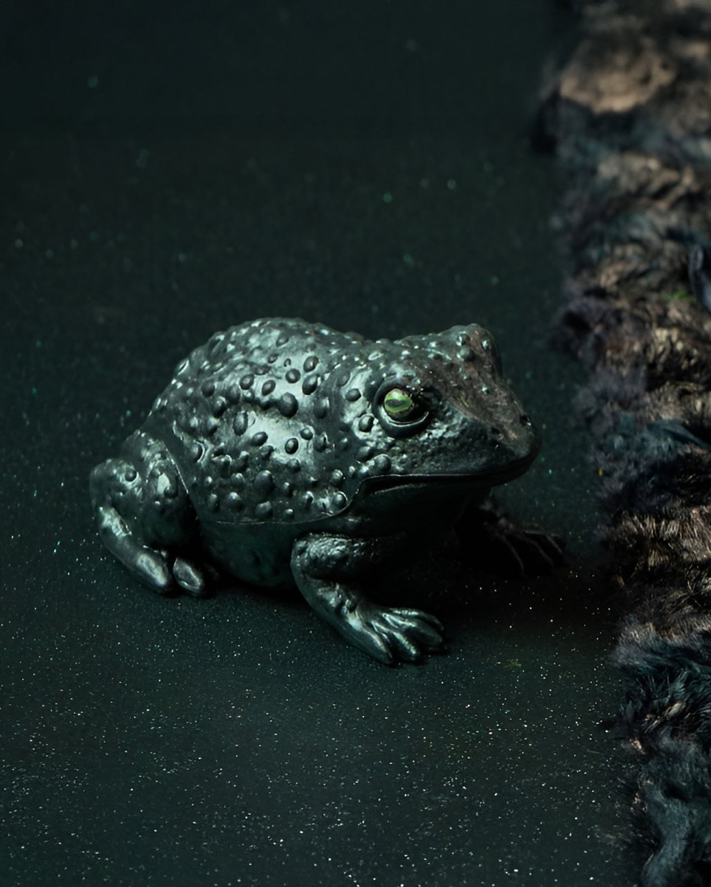 Irisierender Frosch aus Kunststoff 7,5cm