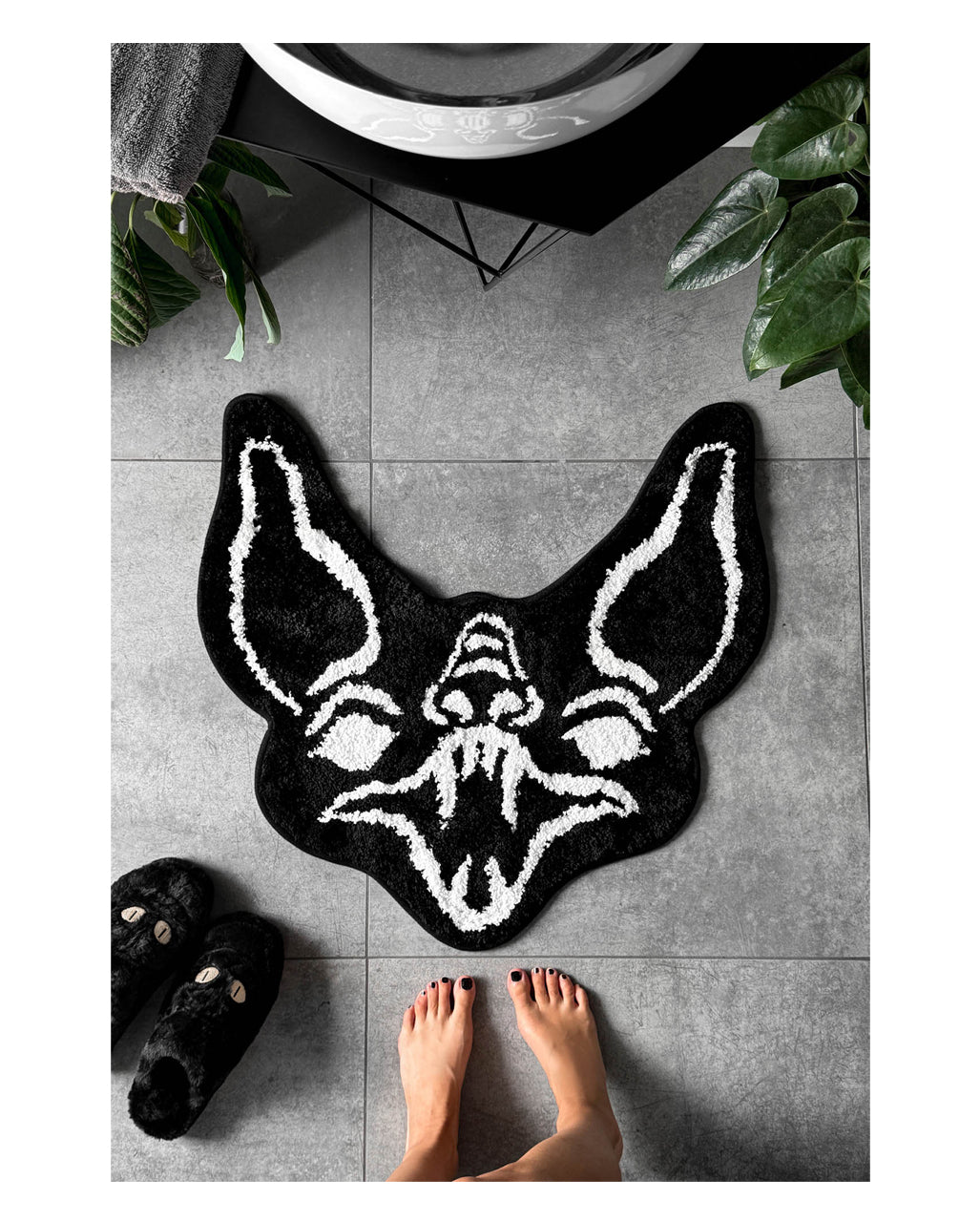 Zuzu Teppich KILLSTAR 70x68cm