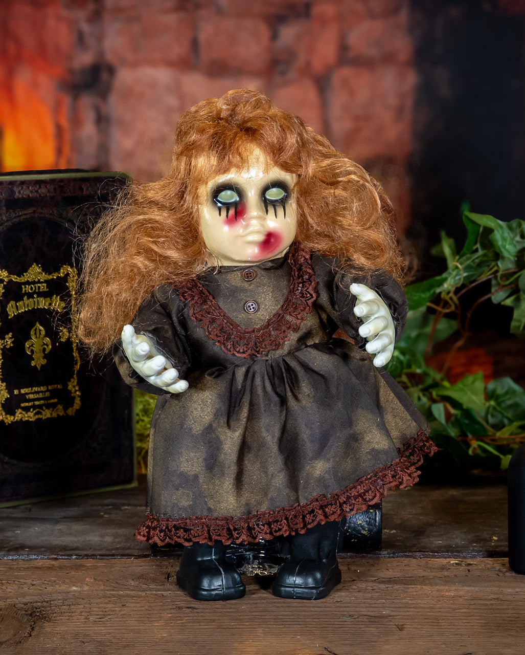 Lilith Moonshade - Die Untote Geisterpuppe 38cm
