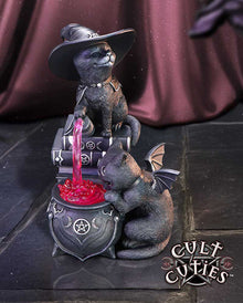 Malpuss & Purrah mit Hexenkessel Cult Cuties Figuren 18,5cm