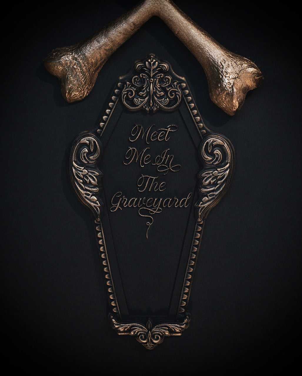Meet Me In The Graveyard - Sarg Wandrelief 21cm