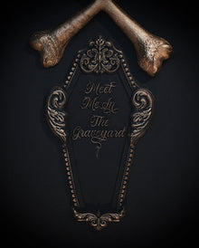 Meet Me In The Graveyard - Sarg Wandrelief 21cm