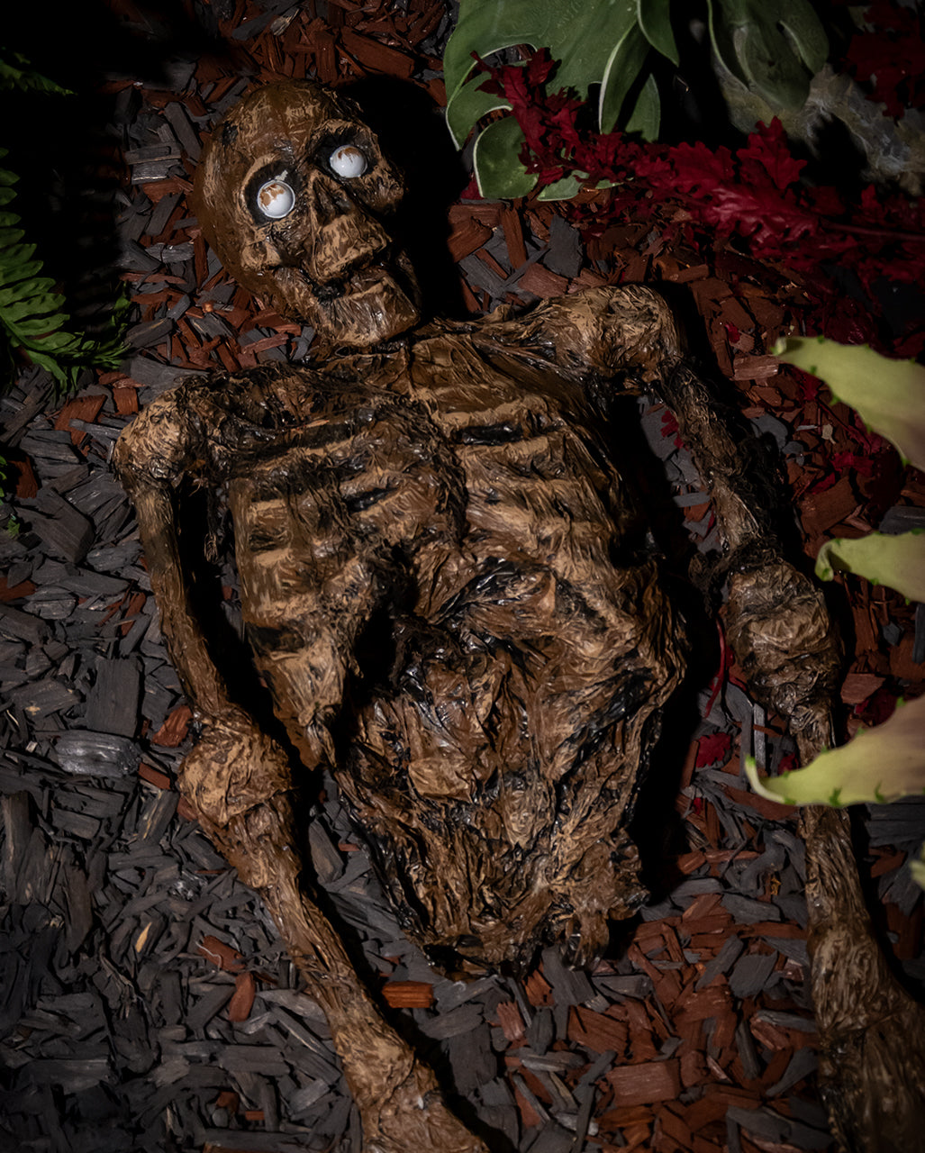 Bog Body Torso With Glowing Eyes 86cm