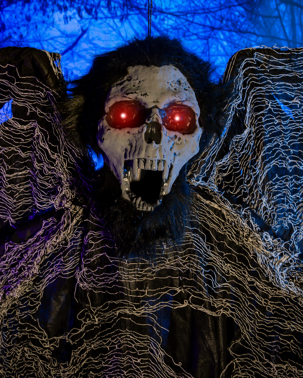 Nachtschlitzer Vampir mit Flügel Bewegung, Licht & Ton 153cm