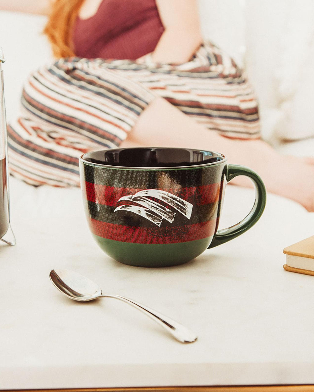 A Nightmare on Elm Street Sweater Suppentasse