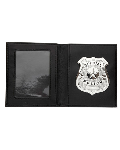 Polizeiabzeichen in Brieftasche