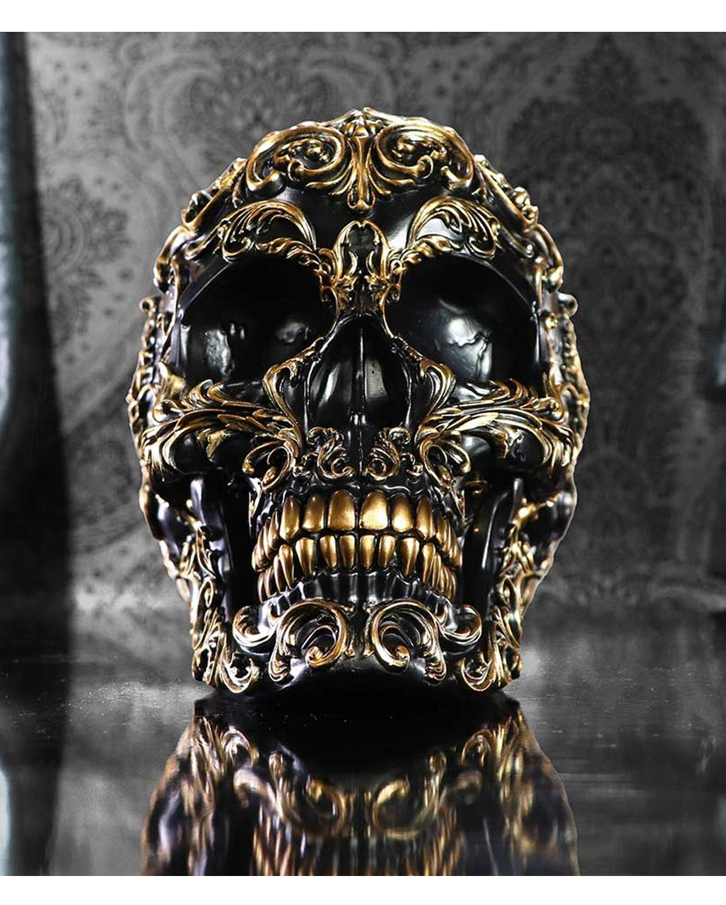 Renaissance Schwarz & Gold Totenschädel 19cm