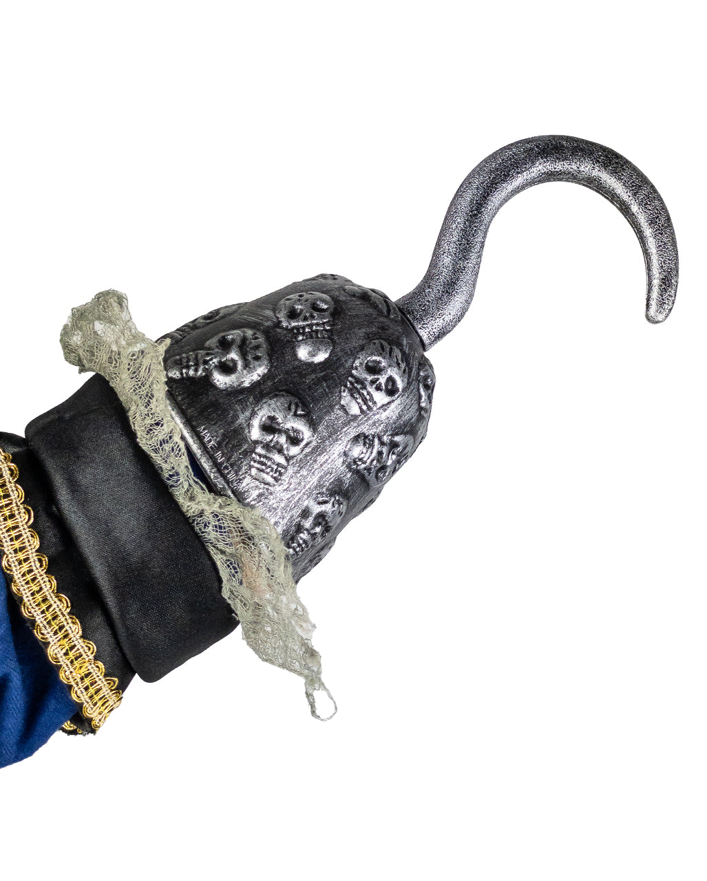 Silberne Piratenhand mit Totenschädel Verzierung
