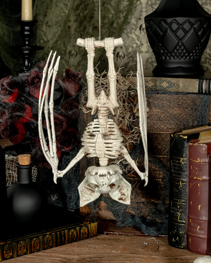 Skelett Fledermaus mit aufklappbaren Flügeln 27cm