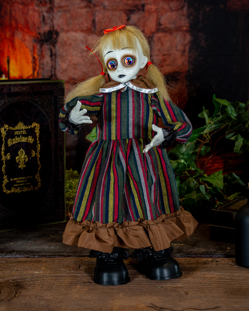 Spooky Doll Hannah 45cm