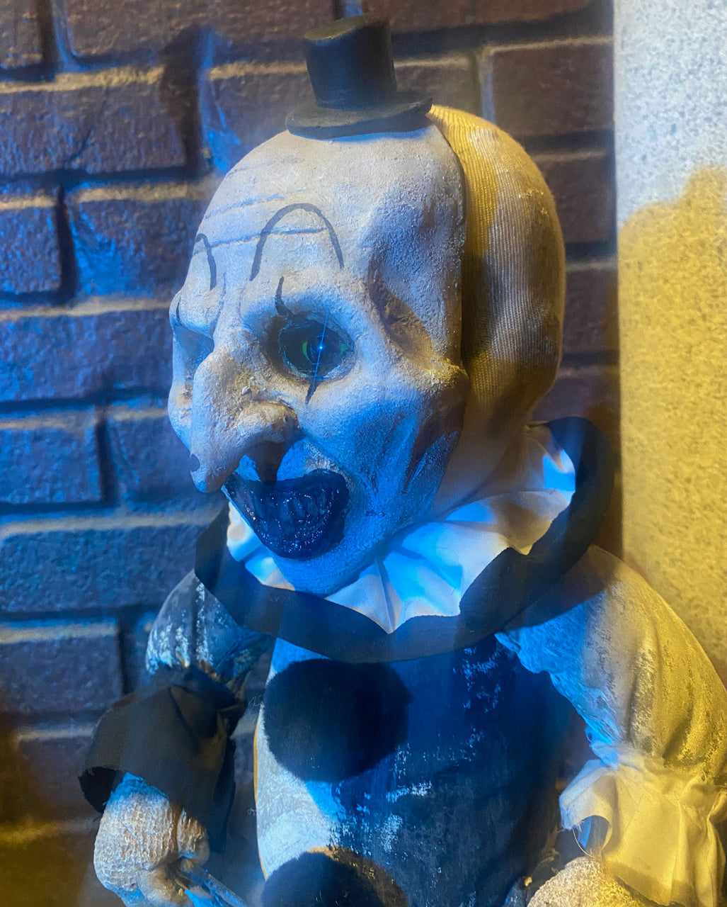 Terrifier Art The Clown Friedhofs Puppe 56cm