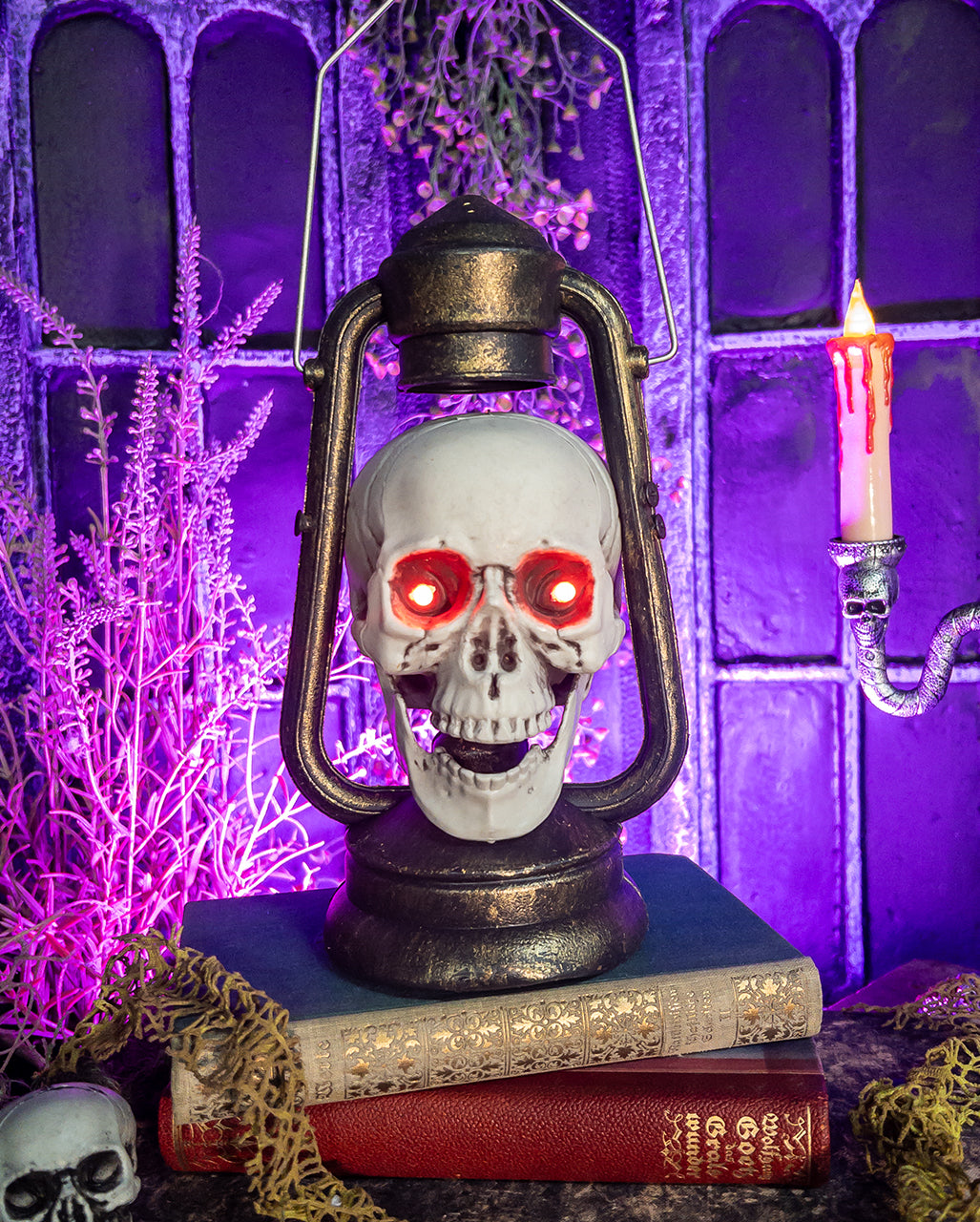 Totenschädel Grubenlaterne mit LED 24cm