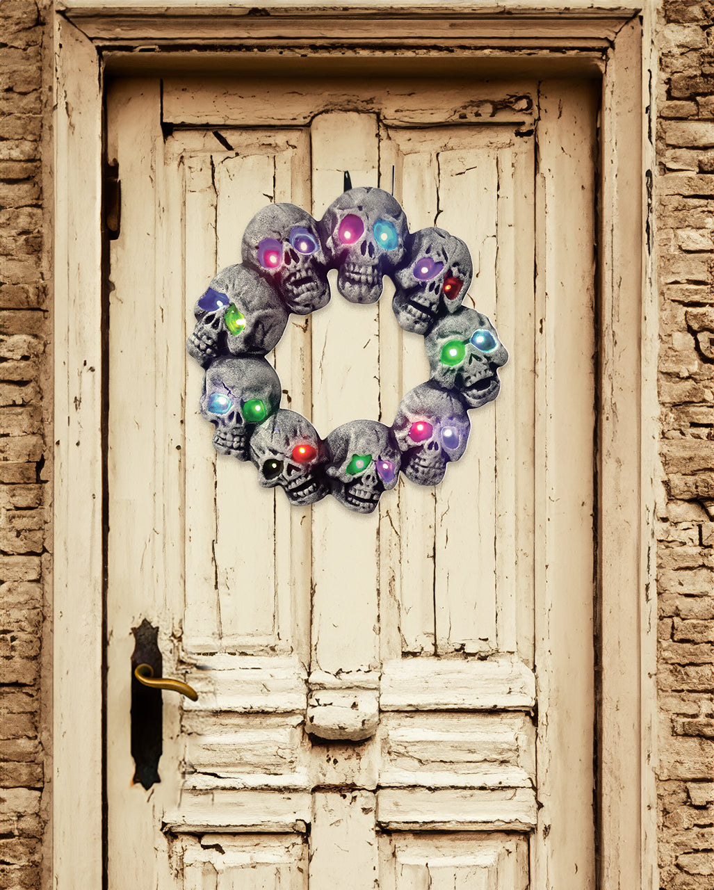 Skull Wreath With Color Changing LED Lighting 44cm Ø