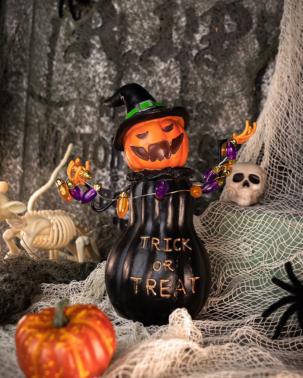 Trick or Treat Witchy Kürbis Figur mit LED 20 cm