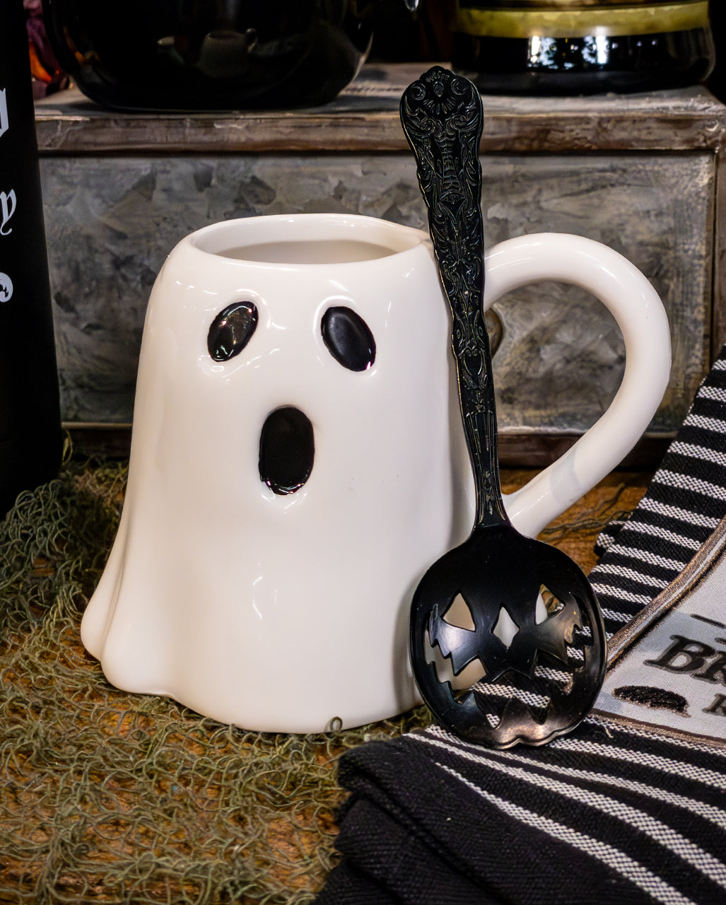 Weißes Gespenst als Tasse 10cm